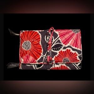 Vera Bradley: Travel Bag